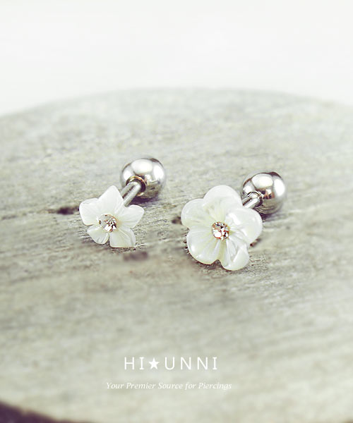 16g Pearl Flower Cartilage Earring Cz Stud Earrings Helix Conch 16g Pearl Flower Cartilage Earring Cz